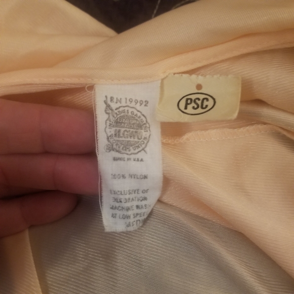 Vintage Peach Nightgown and Robe Set - Picture 6 of 6
